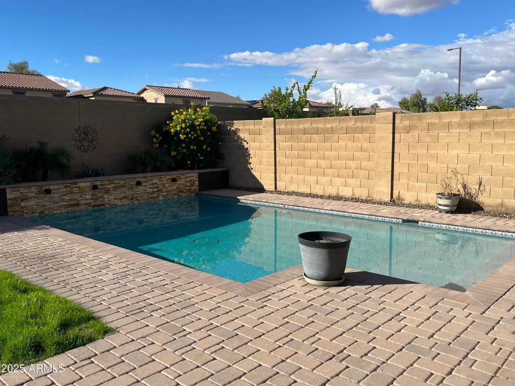 17430 N 184TH Lane, Surprise, AZ 85374