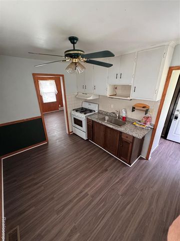 1706 Arcola Street, Garden City, MI 48135