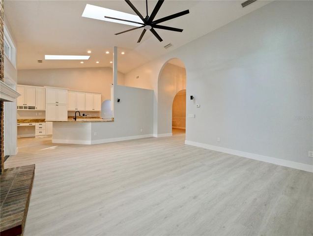 240 SHADY OAKS CIRCLE, Lake Mary, FL 32746