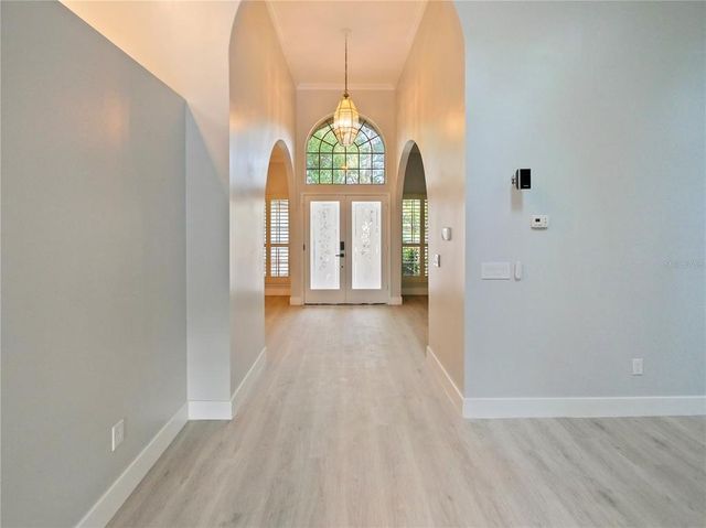 240 SHADY OAKS CIRCLE, Lake Mary, FL 32746
