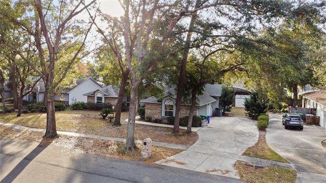 240 SHADY OAKS CIRCLE, Lake Mary, FL 32746