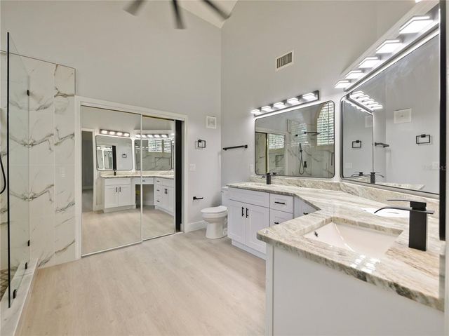 240 SHADY OAKS CIRCLE, Lake Mary, FL 32746
