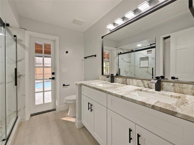 240 SHADY OAKS CIRCLE, Lake Mary, FL 32746