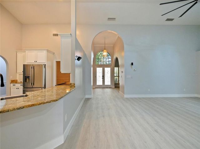 240 SHADY OAKS CIRCLE, Lake Mary, FL 32746