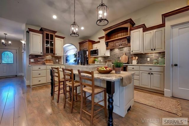 6600 S High Creek Lane, Idaho Falls, ID 83406