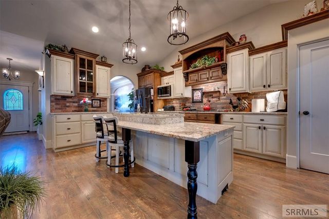 6600 S High Creek Lane, Idaho Falls, ID 83406