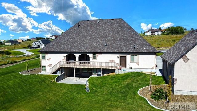 6600 S High Creek Lane, Idaho Falls, ID 83406