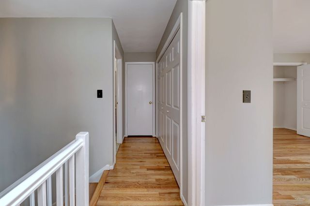 65 West Walk 65, West Haven, CT 06516