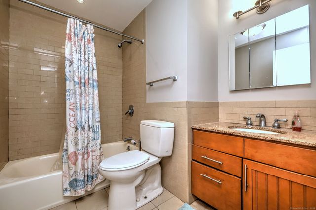 65 West Walk 65, West Haven, CT 06516