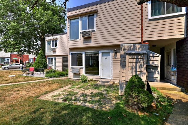 65 West Walk 65, West Haven, CT 06516