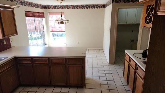 4756 Oakmont Court, League City, TX 77573