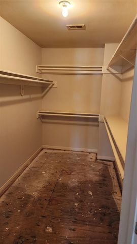 4756 Oakmont Court, League City, TX 77573