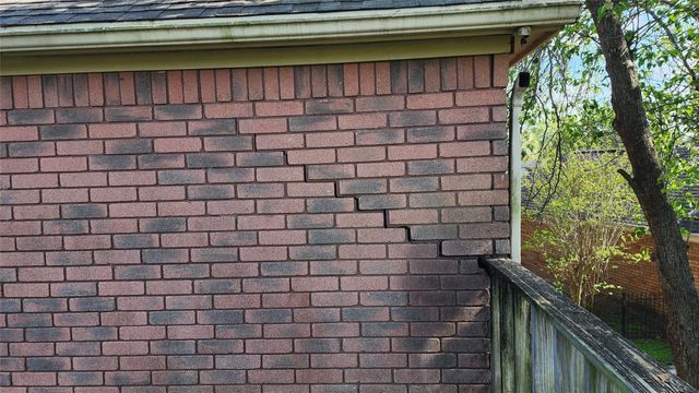 4756 Oakmont Court, League City, TX 77573