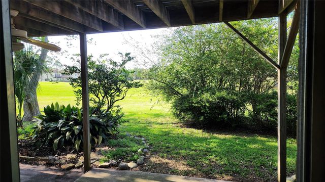 4756 Oakmont Court, League City, TX 77573