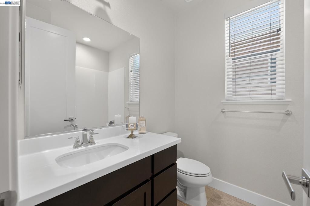Image 30 of property listing at 4359 Mono Vista St, Dublin, CA 94568