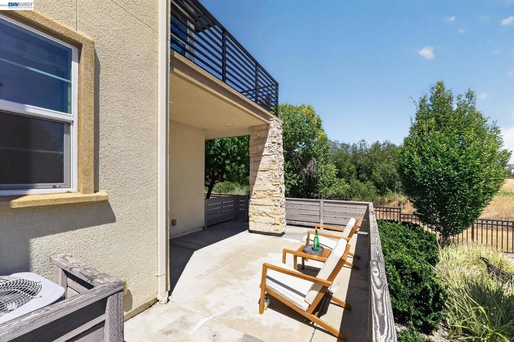 Image 32 of property listing at 4359 Mono Vista St, Dublin, CA 94568