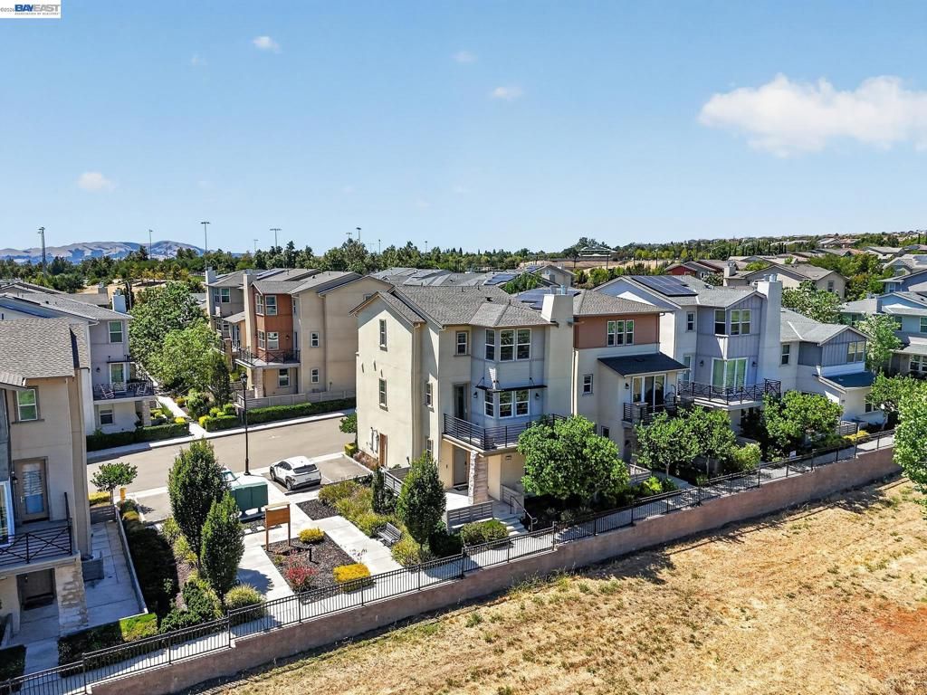 Image 34 of property listing at 4359 Mono Vista St, Dublin, CA 94568