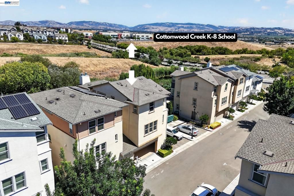 Image 36 of property listing at 4359 Mono Vista St, Dublin, CA 94568