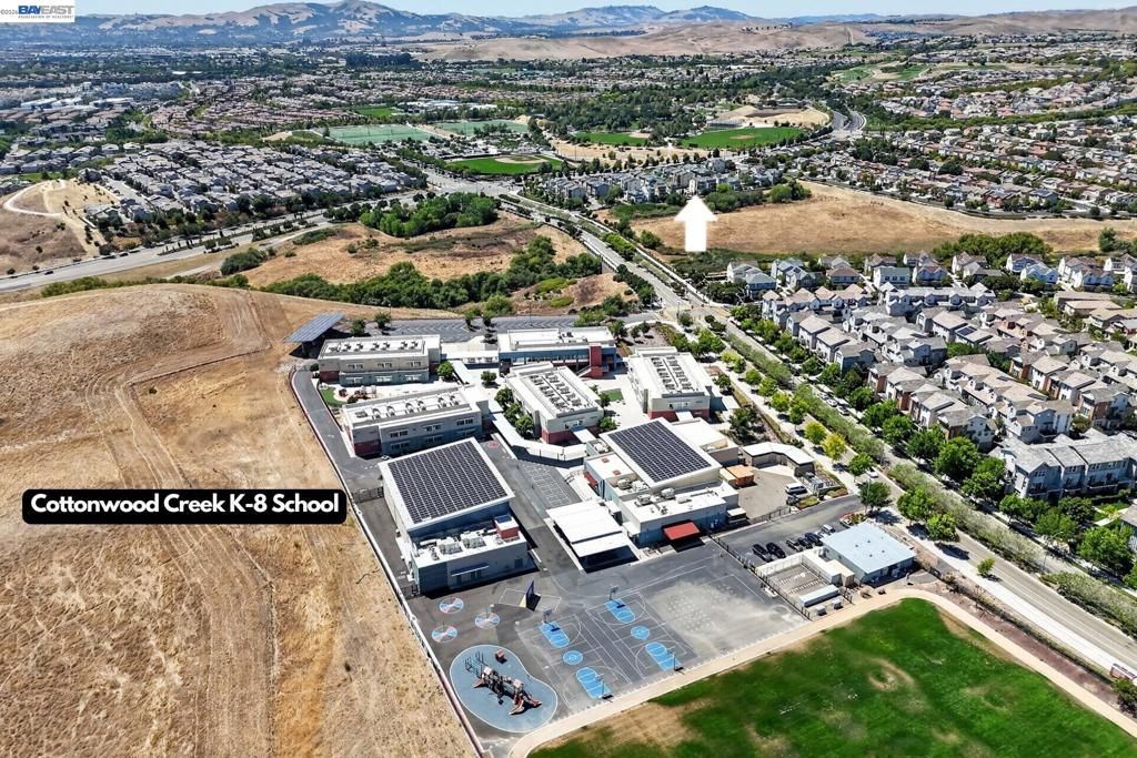 Image 37 of property listing at 4359 Mono Vista St, Dublin, CA 94568