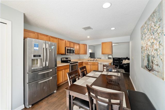 808 CHELSEA AVENUE, Fruitland Park, FL 34731