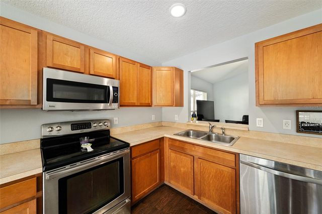 808 CHELSEA AVENUE, Fruitland Park, FL 34731