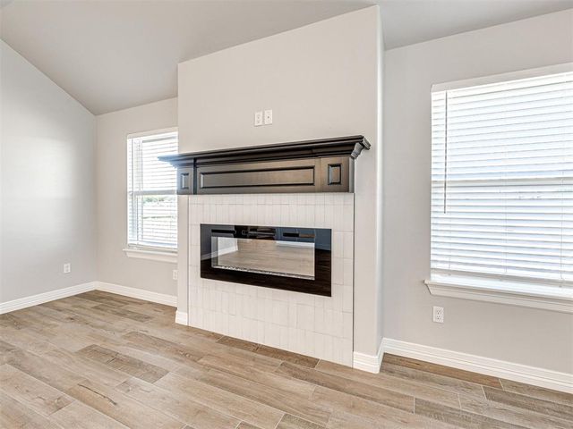 7712 Three Woods Lane, Yukon, OK 73099