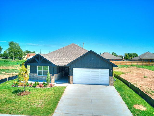 7712 Three Woods Lane, Yukon, OK 73099