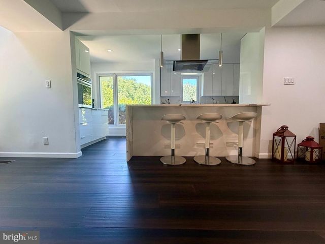 274 W CHELSEA CIR, Newtown Square, PA 19073