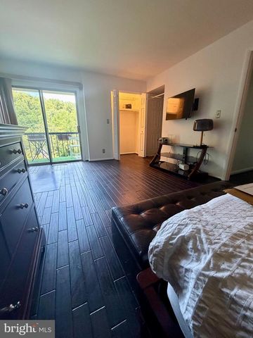 274 W CHELSEA CIR, Newtown Square, PA 19073