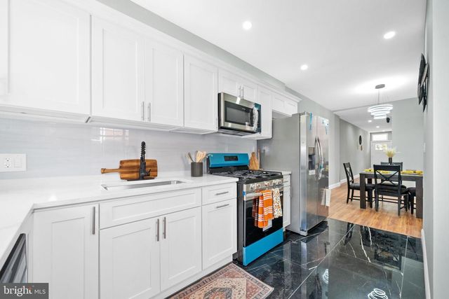 225 W 17TH ST, Wilmington, DE 19802