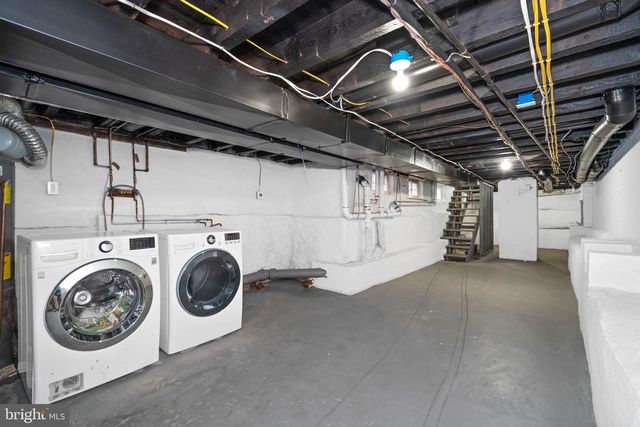 225 W 17TH ST, Wilmington, DE 19802
