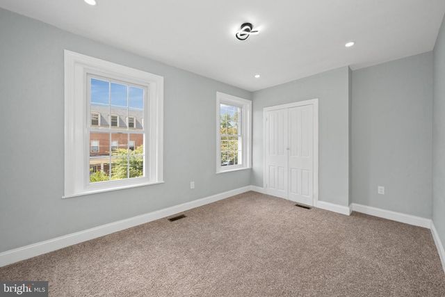 225 W 17TH ST, Wilmington, DE 19802