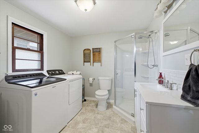 112 W 60th Street, Anderson, IN 46013