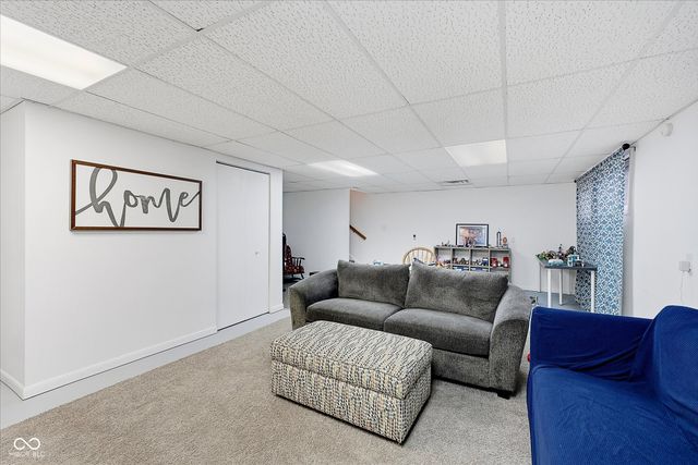 112 W 60th Street, Anderson, IN 46013