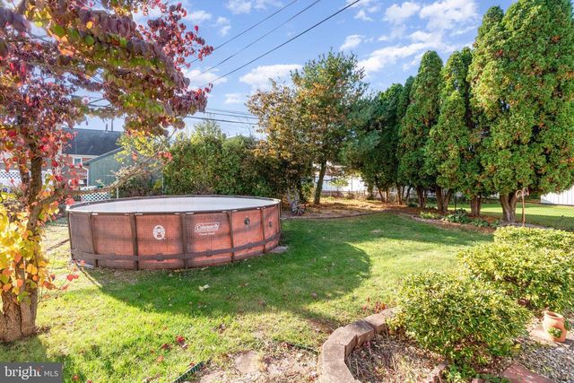330 CHARLES RD, Mechanicsburg, PA 17050