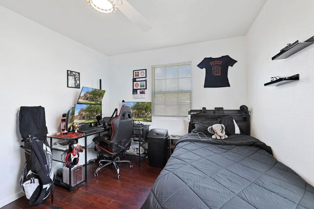 2140 Sutro Ave, Stockton, CA 95205