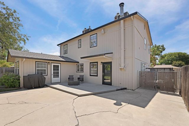 2140 Sutro Ave, Stockton, CA 95205