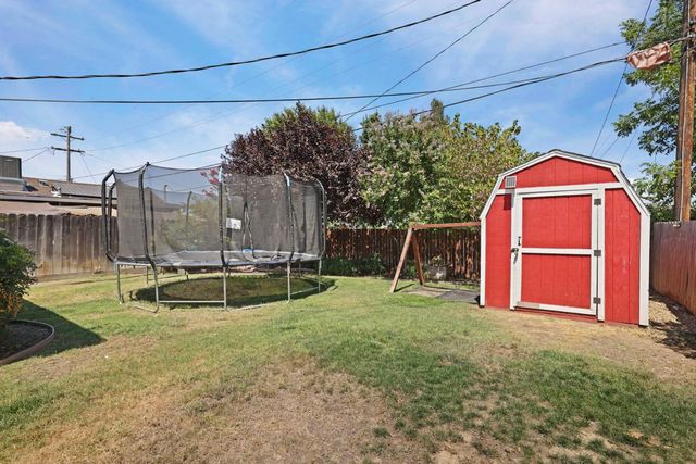 2140 Sutro Ave, Stockton, CA 95205