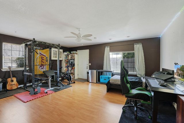 2140 Sutro Ave, Stockton, CA 95205