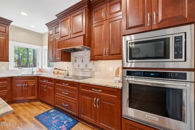 3400 Queen Ann Drive, Clayton, NC 27527