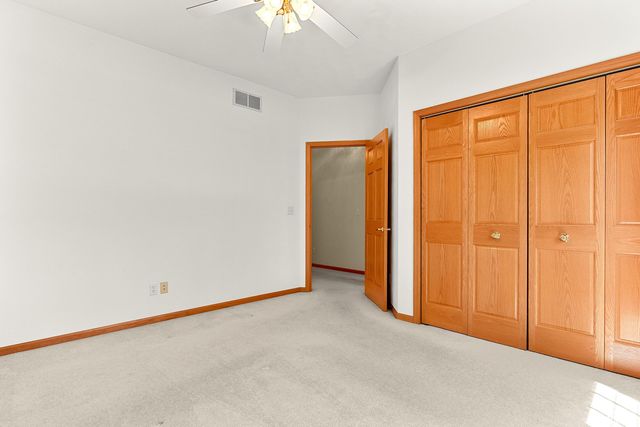 121 FAWN HAVEN Drive, East Peoria, IL 61611