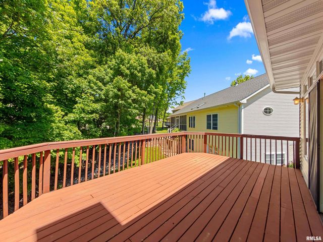 121 FAWN HAVEN Drive, East Peoria, IL 61611