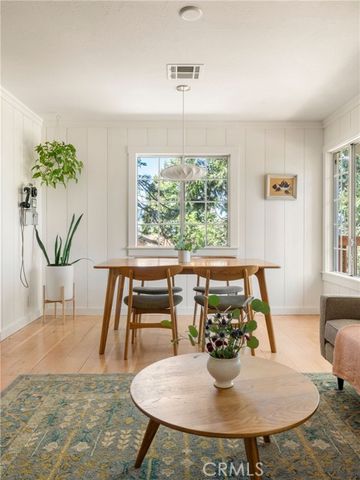 963 Chateau, Crestline, CA 92325