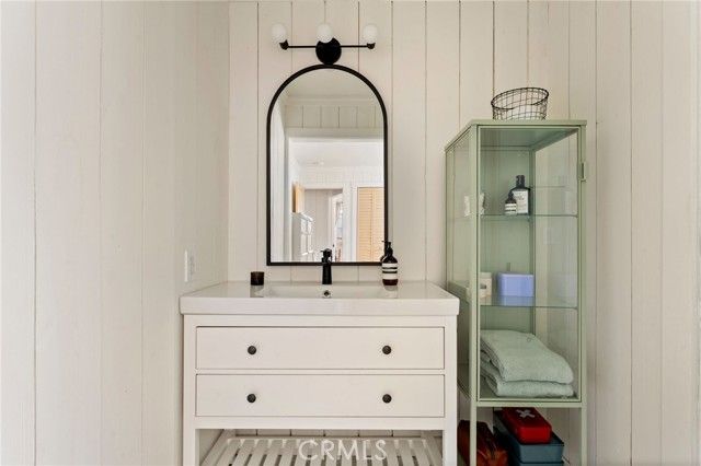 963 Chateau, Crestline, CA 92325