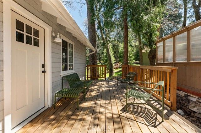 963 Chateau, Crestline, CA 92325