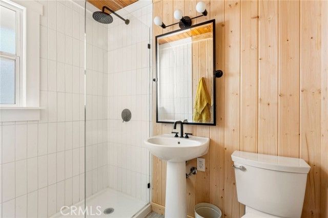 963 Chateau, Crestline, CA 92325