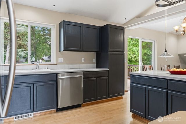 1565 Nordic Place, Poulsbo, WA 98370