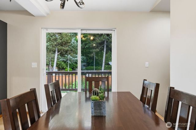 1565 Nordic Place, Poulsbo, WA 98370