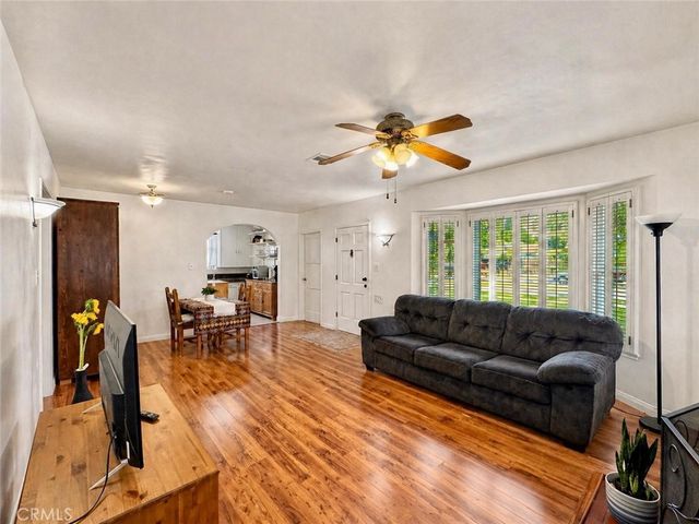 756 E Columbia Avenue, Pomona, CA 91767