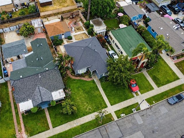 756 E Columbia Avenue, Pomona, CA 91767